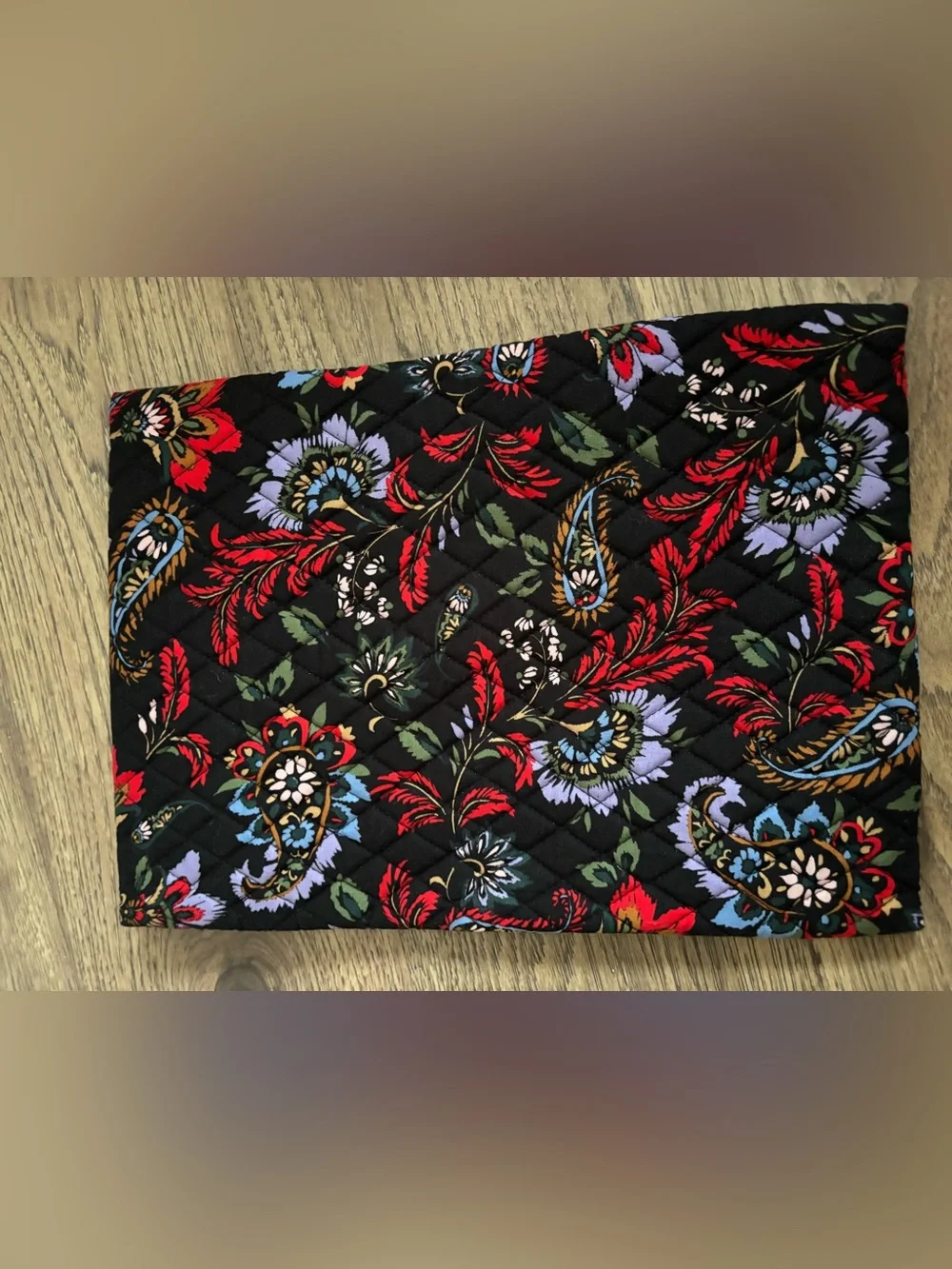 Vera Bradley Black Quilted laptop pouch with Red, Lavender & Blue Floral Paisley